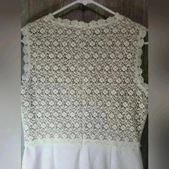 Ivanka Trump Ivy dress with lacey top. Size unknown 100%polyester. - Picture 6 of 9